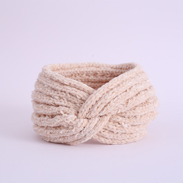 Cozy Chenille-Style Yarn Headband - Soft and Stylish Hair Accessory