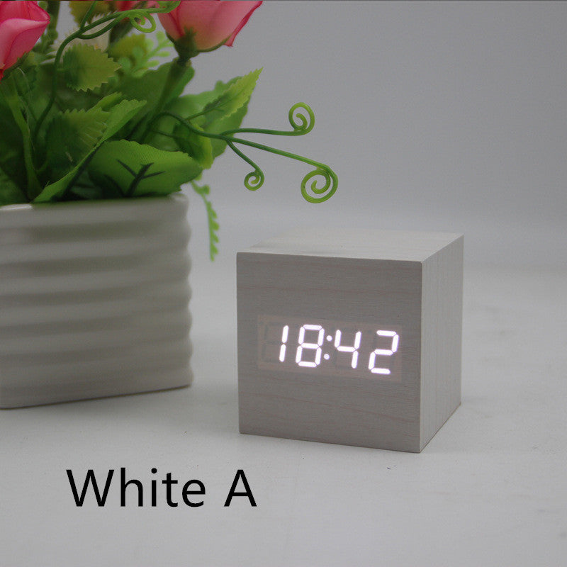 Minimalist Cube shaped sound-sensitive wooden digital clock with temperature display - Minihomy