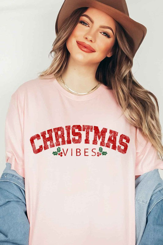 Plus Size Christmas Vibes T-Shirt - Holiday Graphic Tee for Festive Style