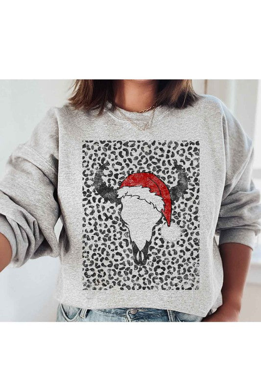 Cattle Christmas Graphic Sweatshirt - Holiday Cow Print Pullover for Women and Men