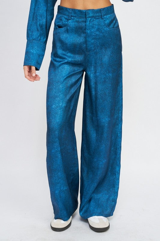 High-Waisted Pants with Wide Leg Opening