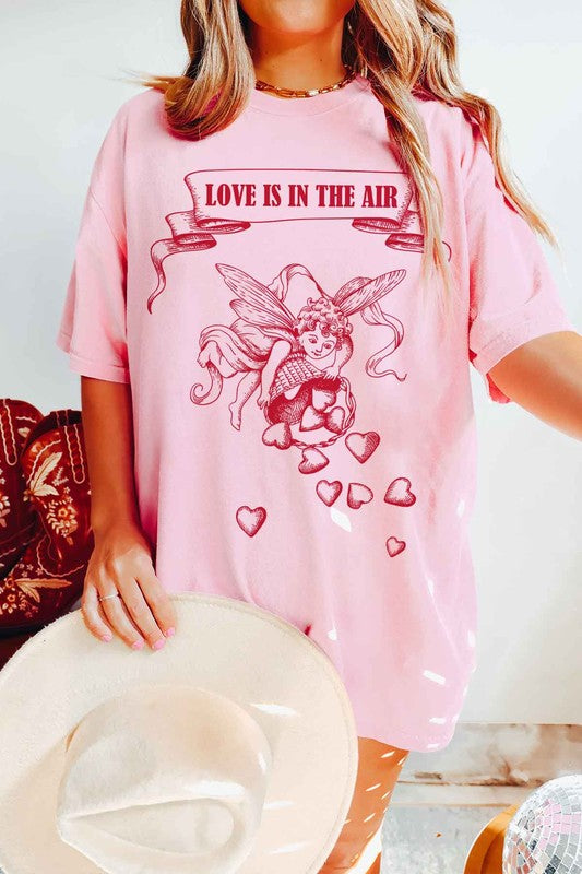 Love Is In The Air Graphic Tee - Minihomy