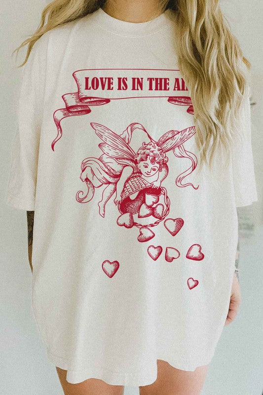 LOVE IS IN THE AIR Oversized Tee - Minihomy