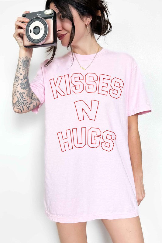 Kisses And Hugs Valentines Graphic Tee - Minihomy