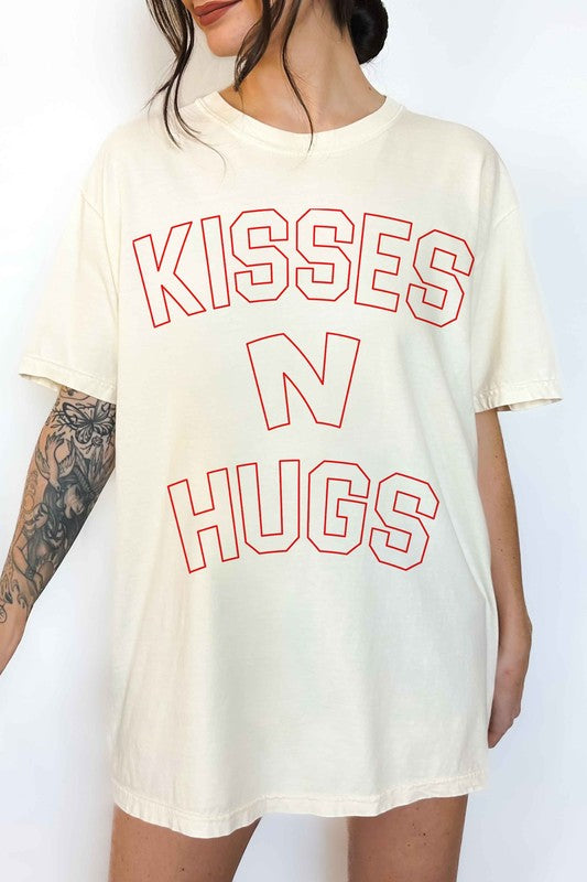 Kisses And Hugs Valentines Oversized Graphic Tee - Minihomy