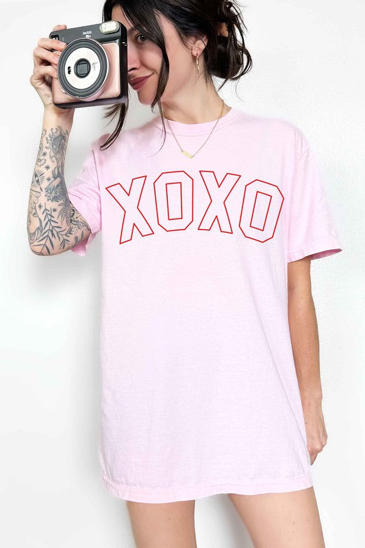 XOXO Valentines Graphic Tee