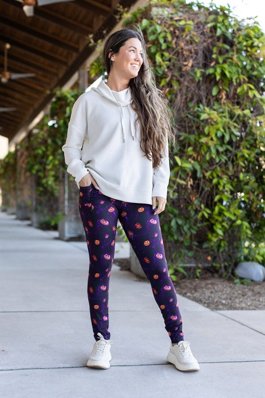 Elly Pumpkin Blaze Halloween Leggings for Women - Festive and Comfortable