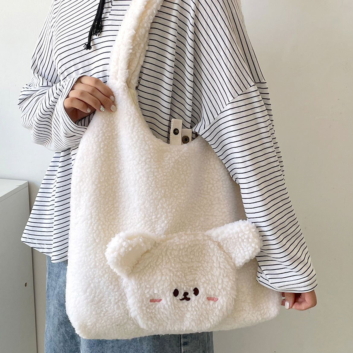 Personalized 3D Cartoon Bear Lamb Wool Shoulder Bag for Women