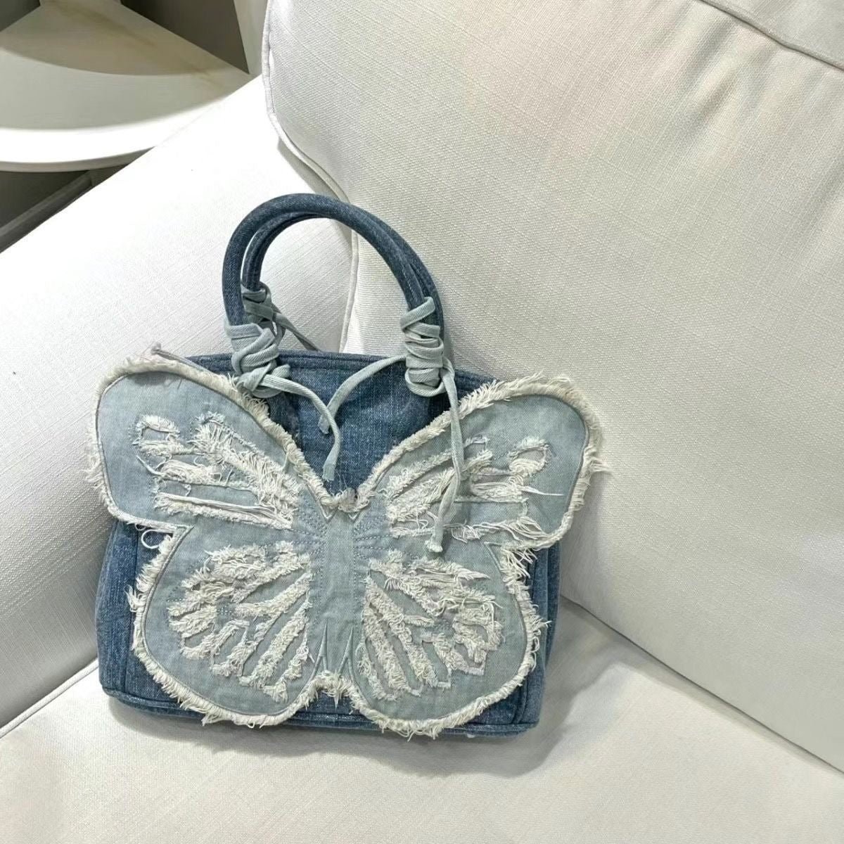 Women's Summer Versatile Fashion Embroidered Handbag