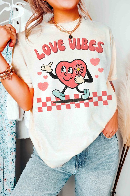 Plus Size - Love Bites Graphic T-Shirt