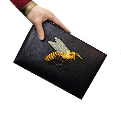 Bee Embroidered Men's Handheld Envelope Bag - Minihomy