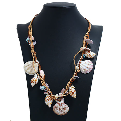 Handmade shell short clavicle necklace