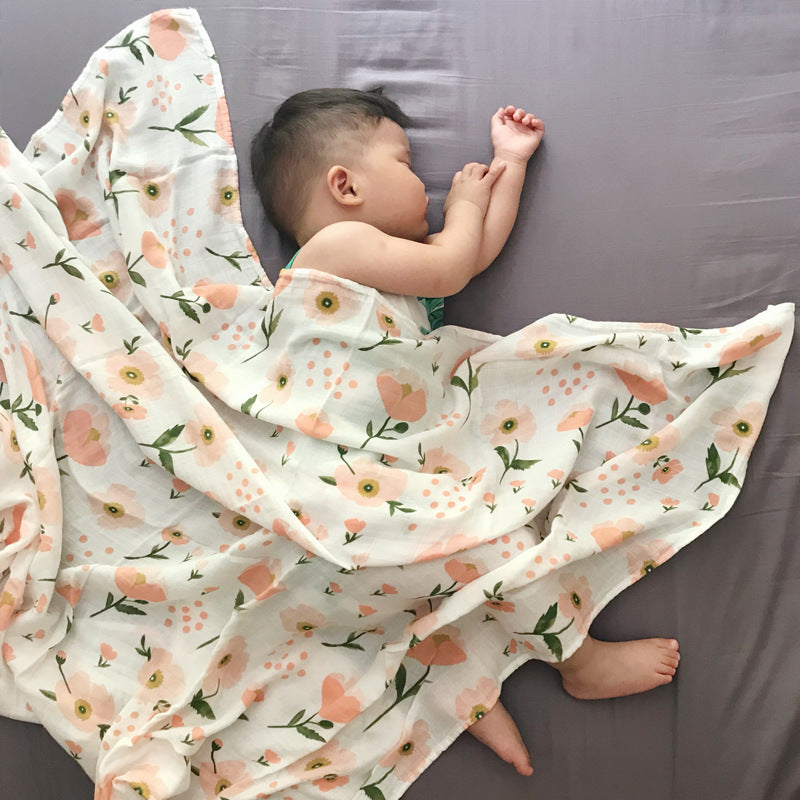 Baby holding a blanket towel double-layer yarn bamboo newborn baby towel