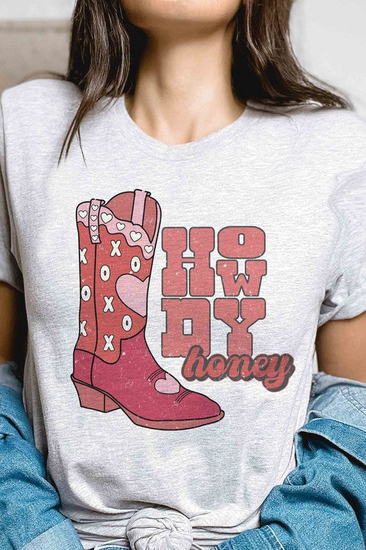 Plus Size - Howdy Honey Graphic T-Shirt