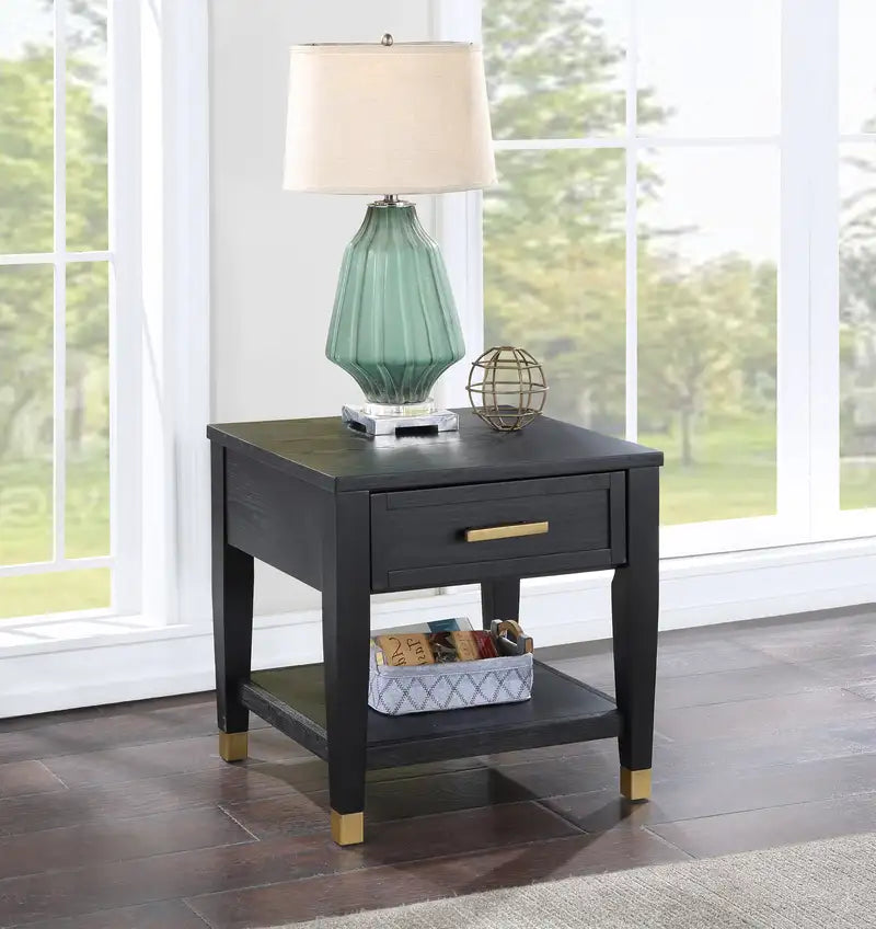 Black Yves End Table: Modern Accent Side Table