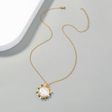 Women's Vintage Court Style Pure White Pearl Green Natural Stone Pendant Necklace