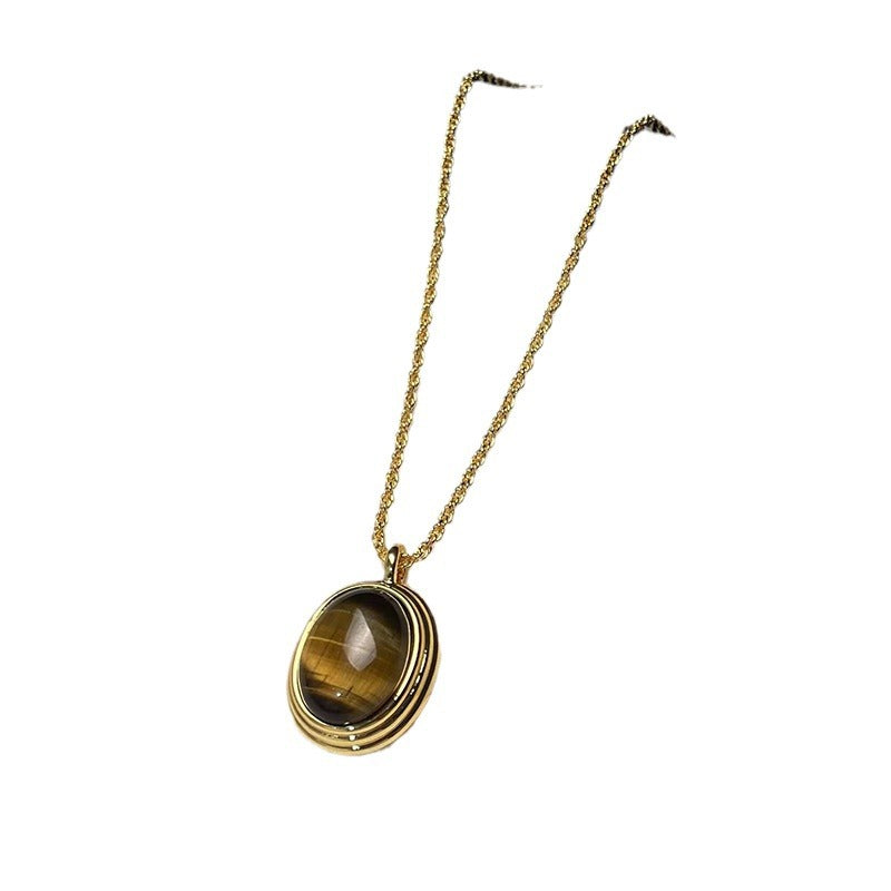 Tiger Eye Necklace Retro Minority: Timeless Beauty, Modern Elegance