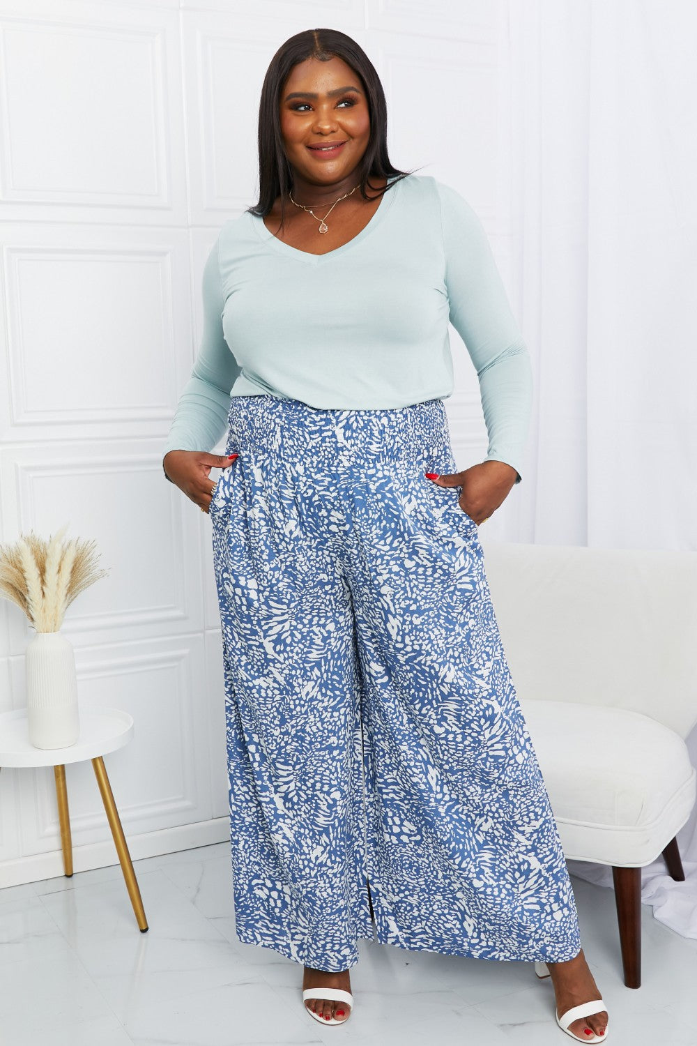 Kori America Full Size Printed Wide-Leg Pants - Minihomy