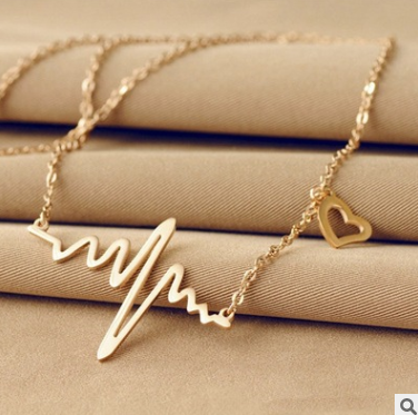 Necklace Love Shaped Titanium Steel Heartbeat Lockbone Chain Heart Pendant