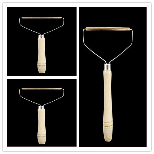 Pet Supplies Hair Remover - Manual Sweater Dry Cleaner with Wooden Handle