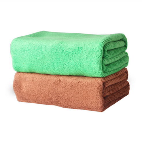 Absorbent, non-linting, car wipe