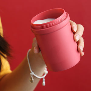 Anti-scalding sealed water cup