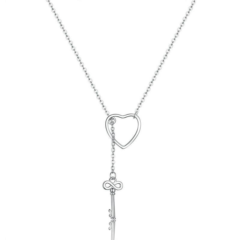 Female heart-shaped sterling silver necklace