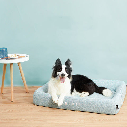 Removable and washable dog bed to keep warm in winter