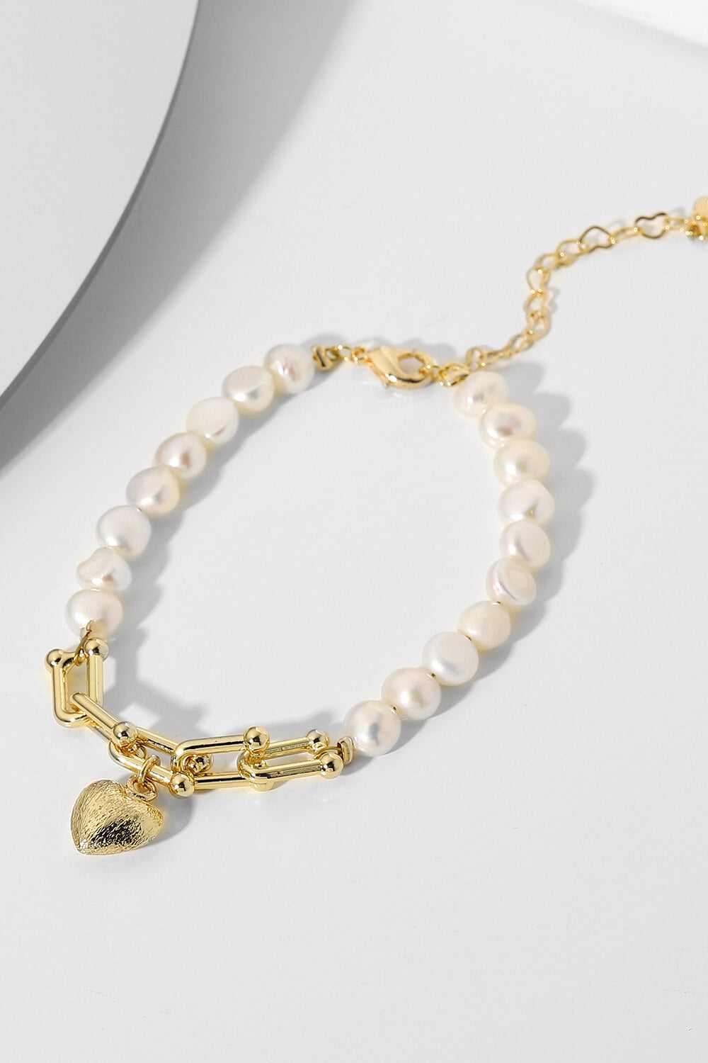 14K Gold Plated Heart Charm Pearl Bracelet - Minihomy