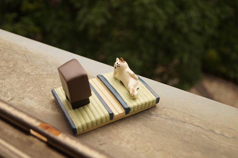 Japanese cat mobile phone holder - Minihomy