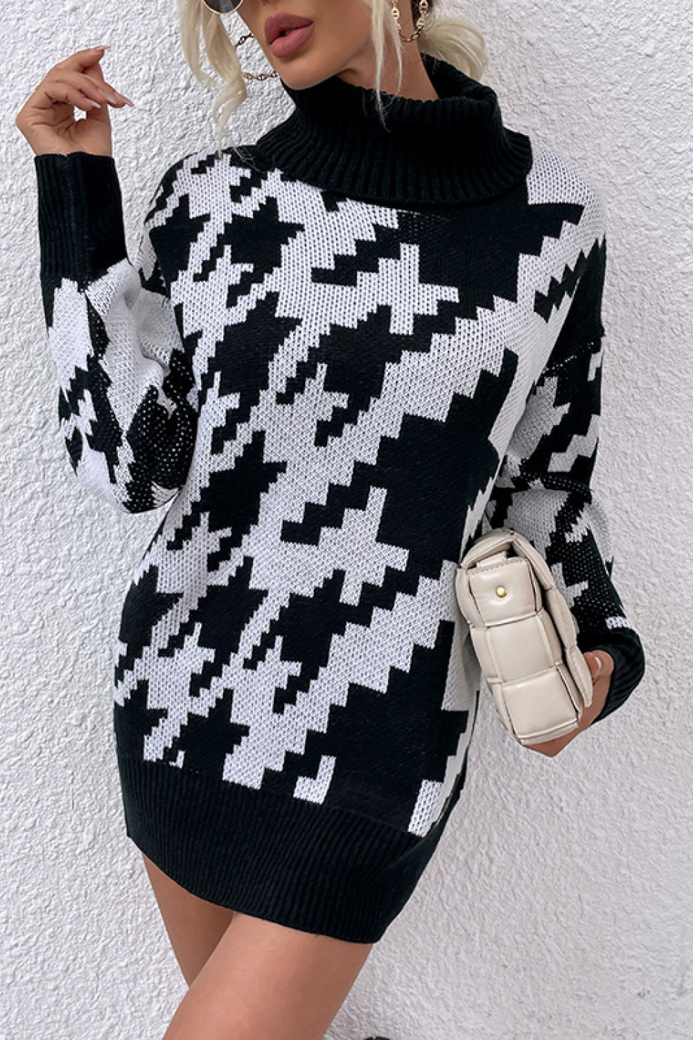 Houndstooth Long Sleeve Turtleneck Sweater