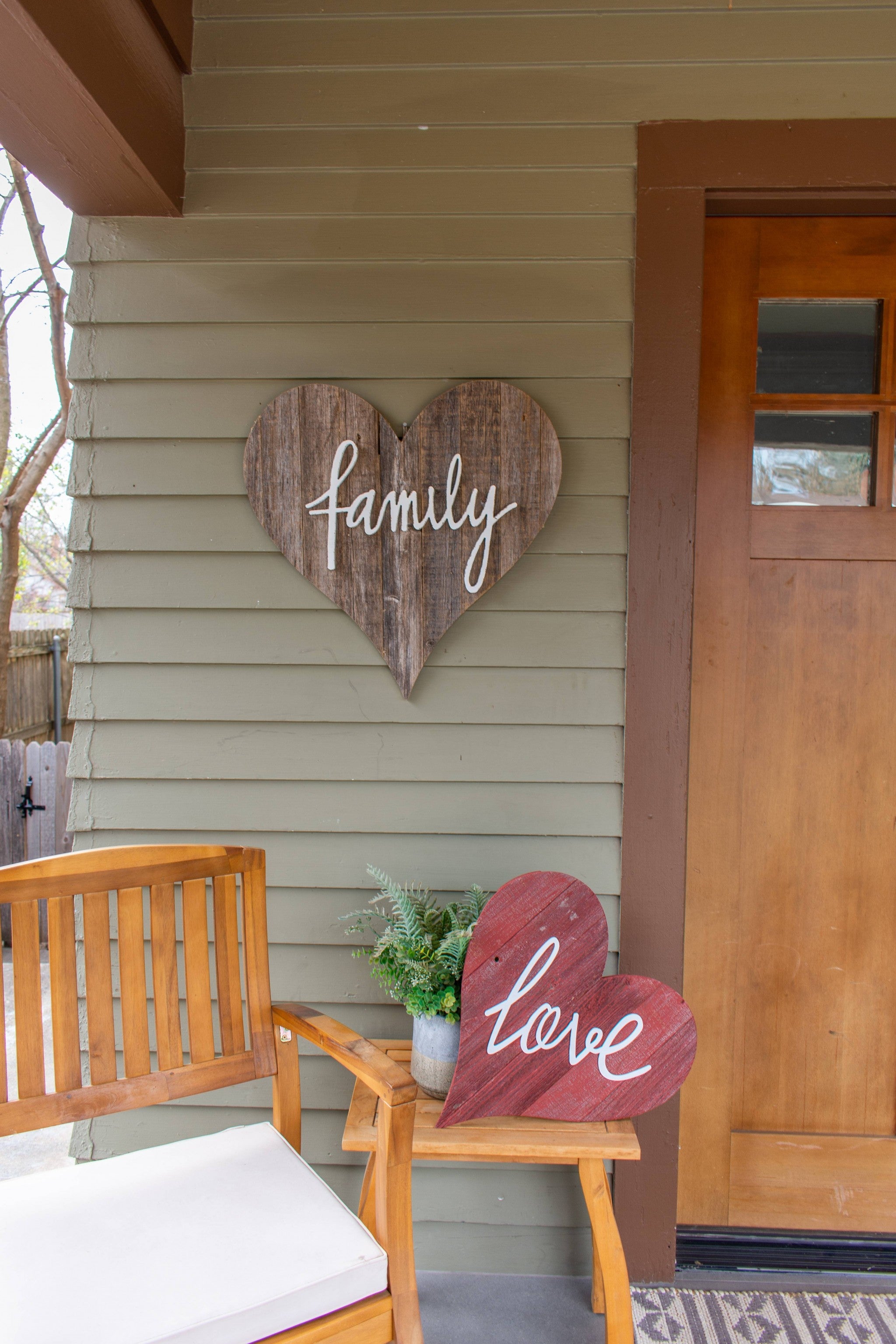 12" Farmhouse Red Wooden Heart - Minihomy