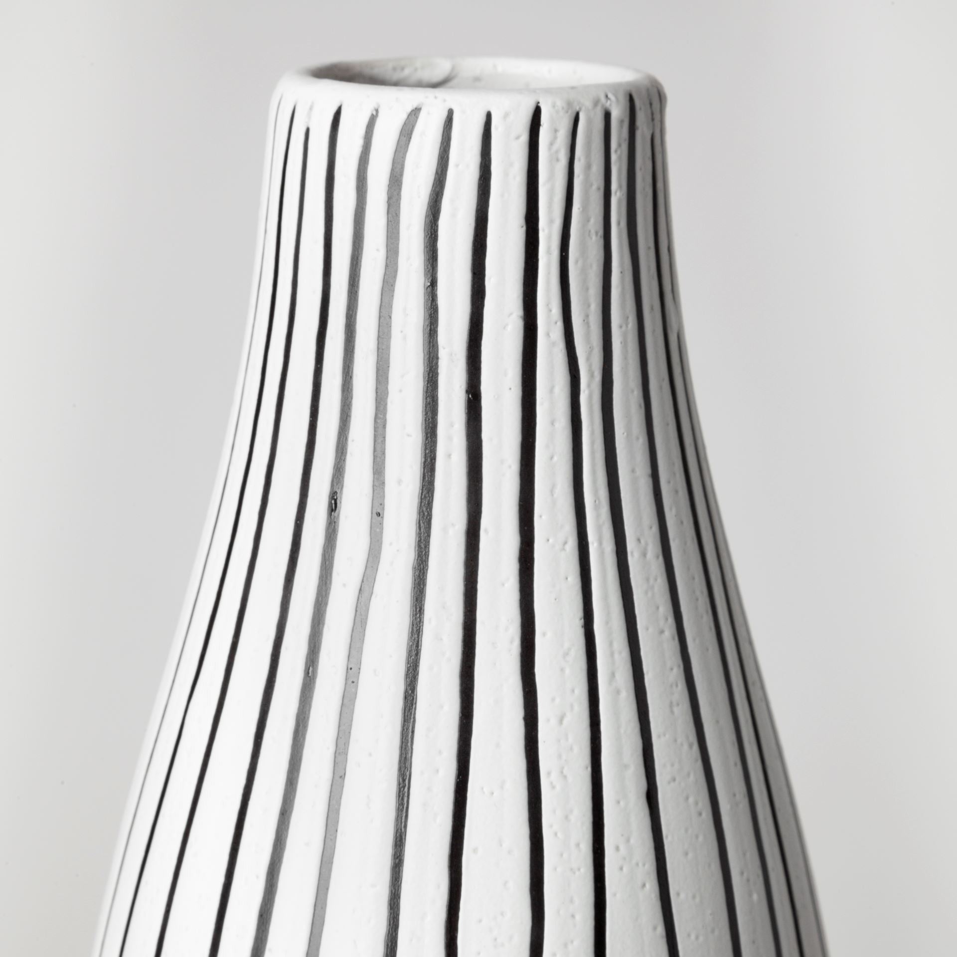 23" Black and White Pinstriope Narrow Ceramic Vase - Minihomy