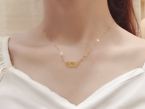 18k gold angel clavicle chain