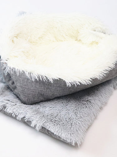 Pet Soft Dog Cat Blanket Fleece Cat Bed Mat Soft Warm Sleep Mat Cat Supplies