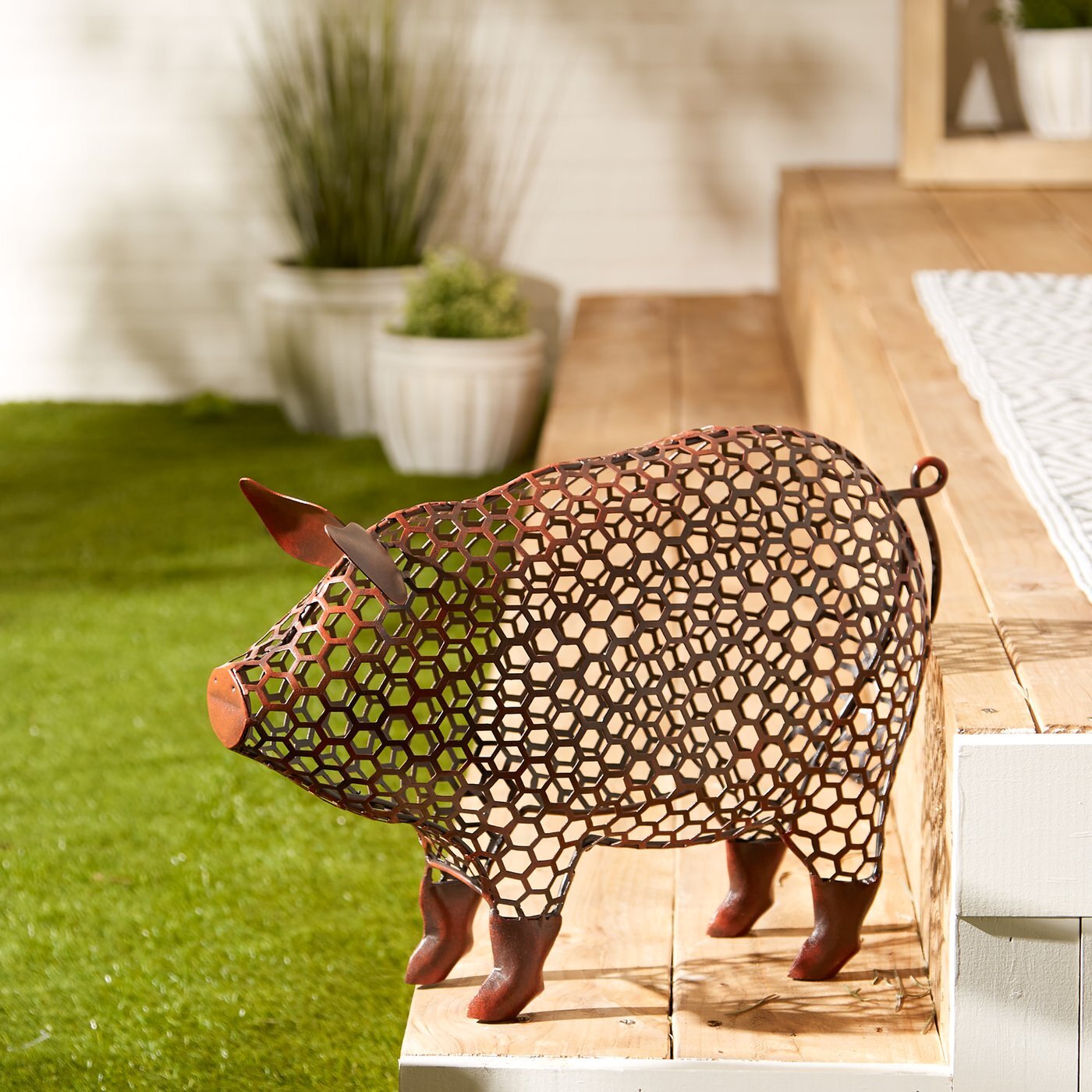 Open Geometric Frame Metal Pig Sculpture - Minihomy