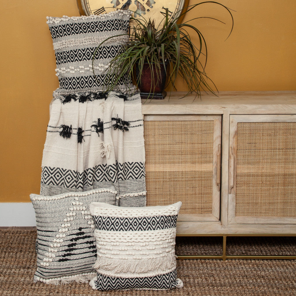 Boho Beige and Black Handloom Weave Throw with Decorative Tassels - Minihomy