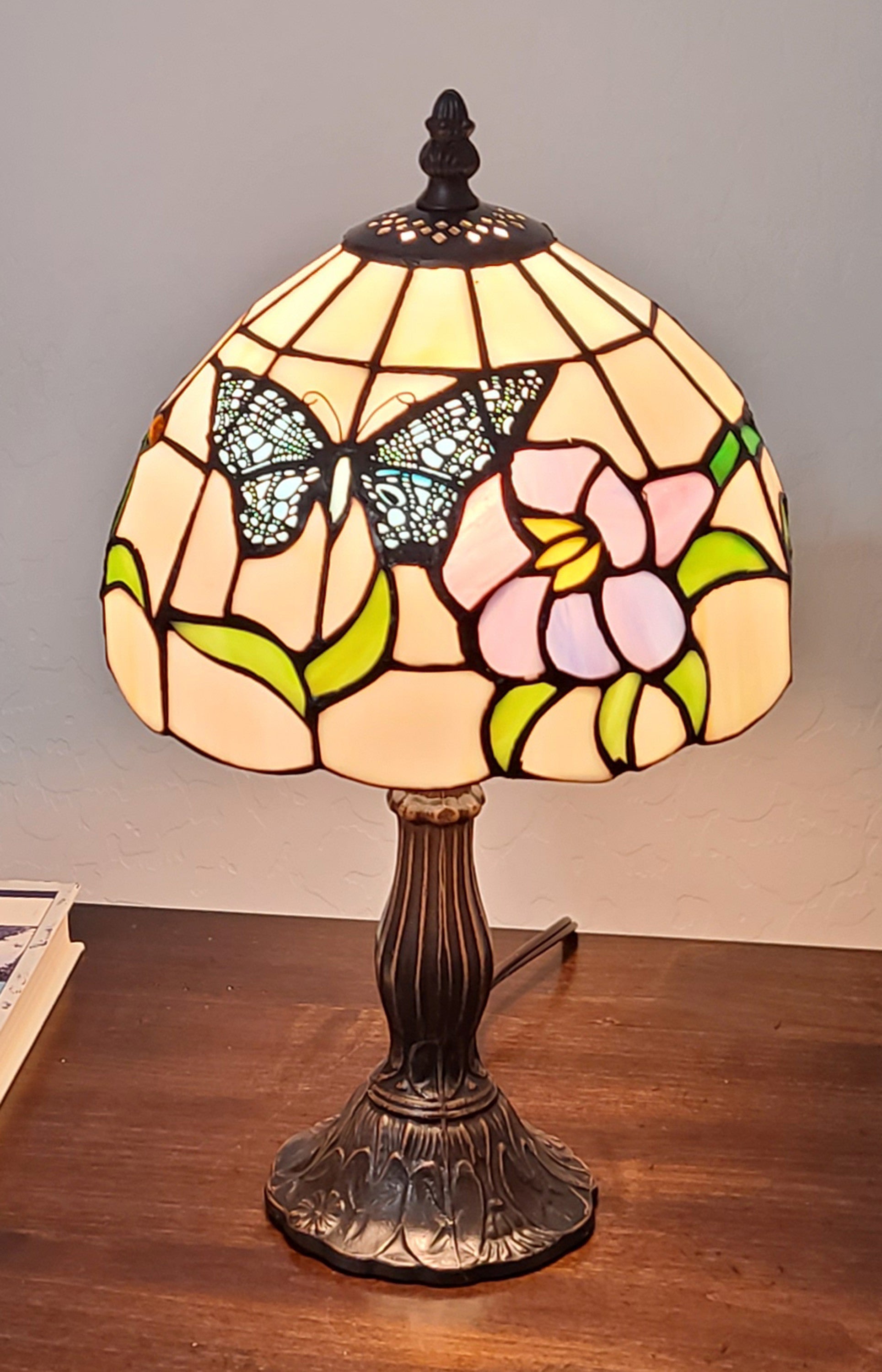 15" Tiffany Style Stained Glass Blue Butterfly Table Lamp - Minihomy