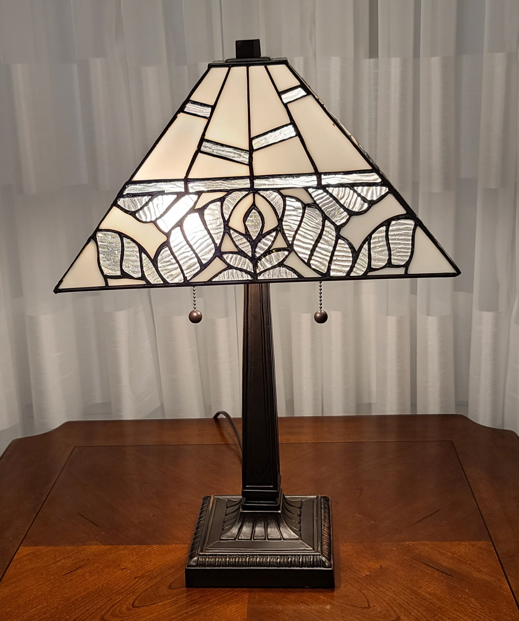 23" Stained Glass Leafy Vintage Two Light Mission Style Table Lamp - Minihomy