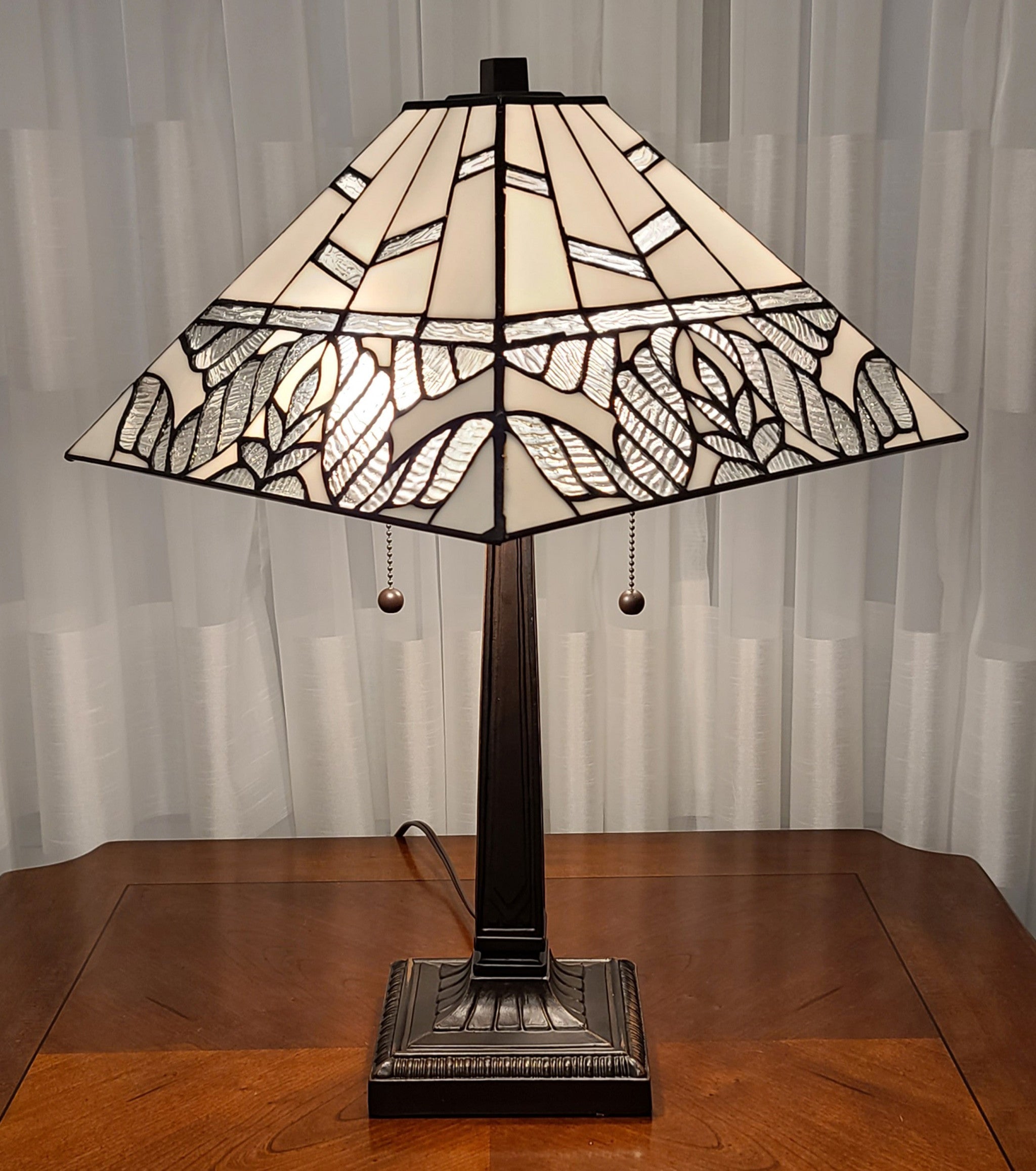 23" Stained Glass Leafy Vintage Two Light Mission Style Table Lamp - Minihomy