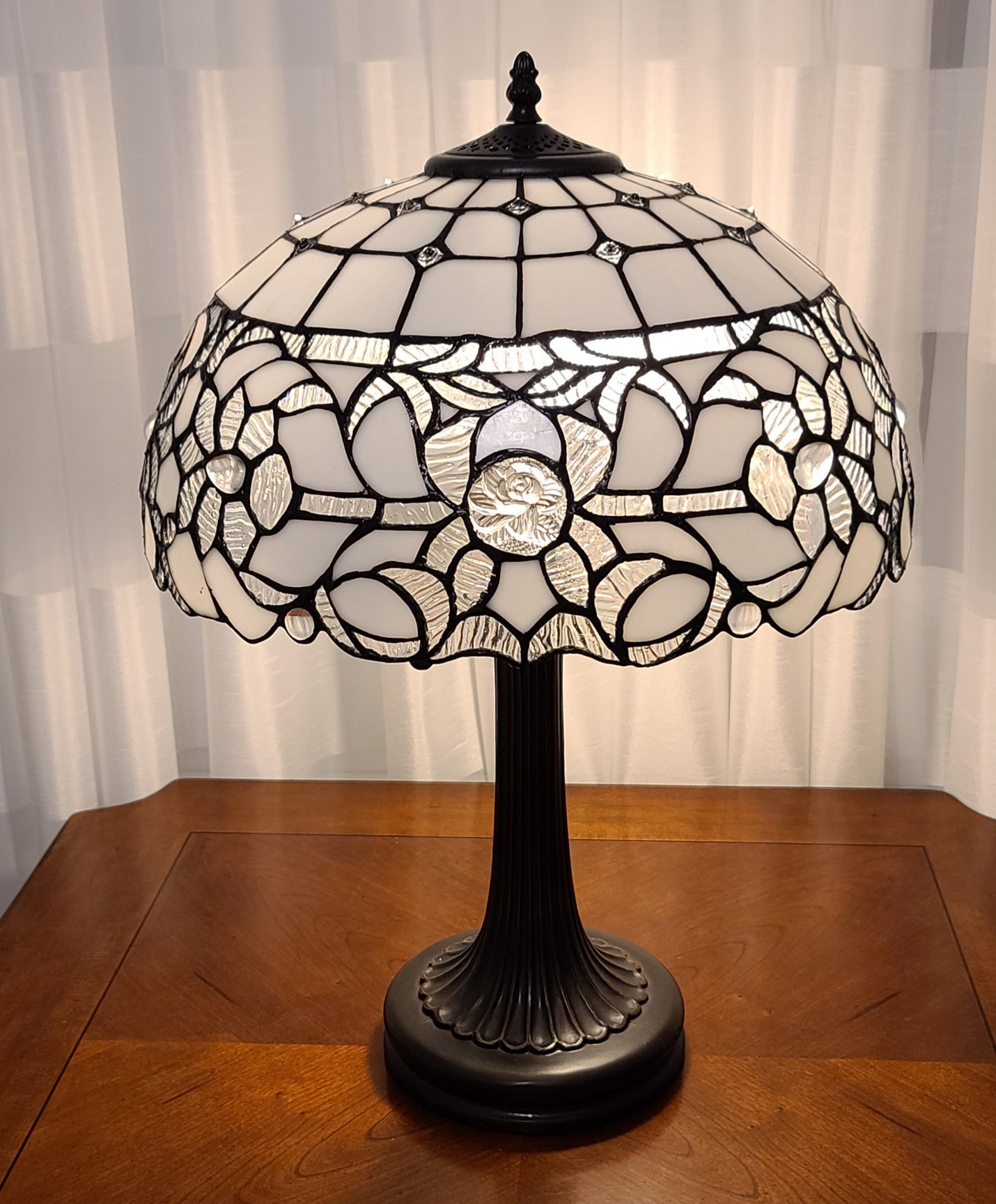 23" Stained Glass Two Light Jeweled Vintage Accent Table Lamp - Minihomy