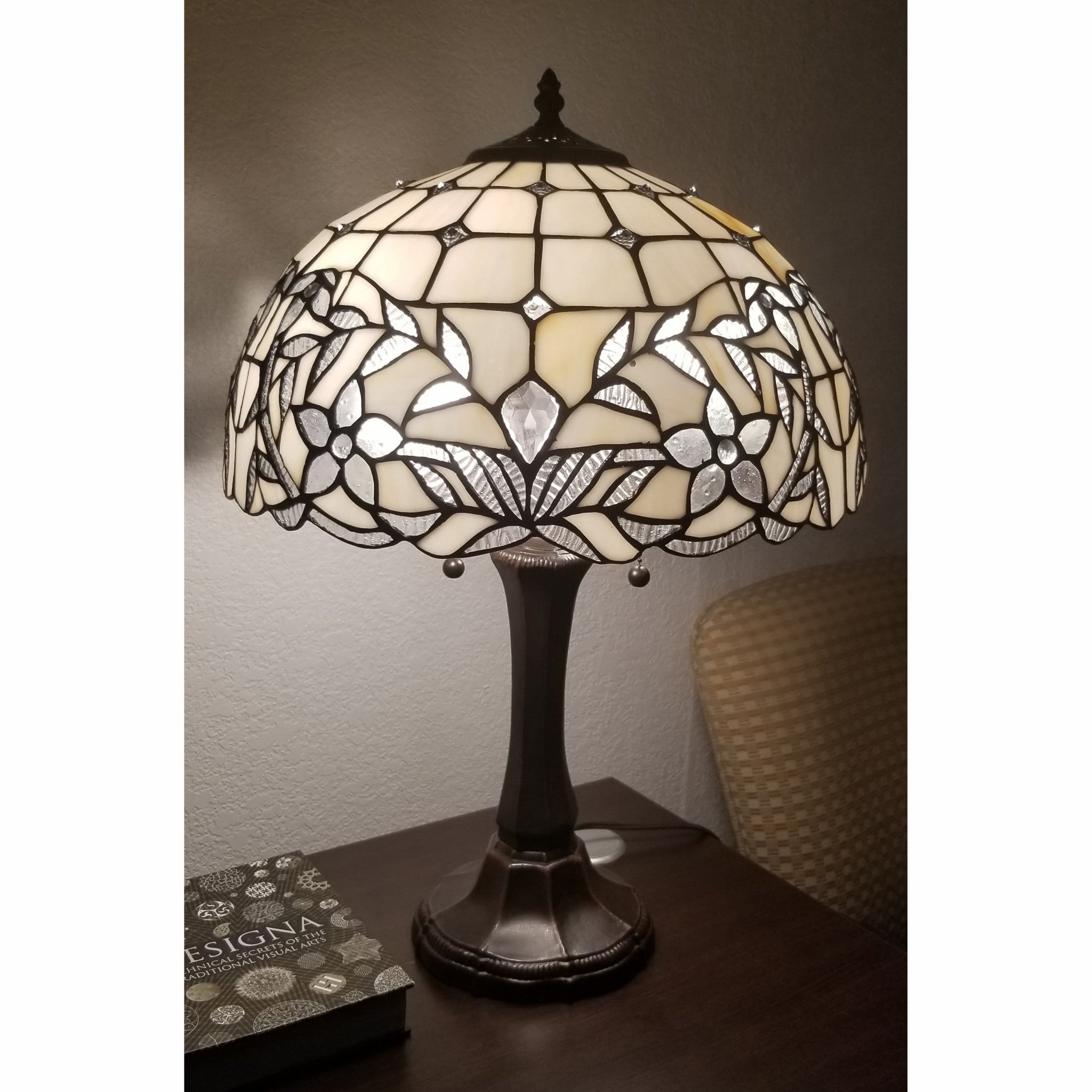 23" Stained Glass Two Light Flowery Vintage Accent Table Lamp - Minihomy