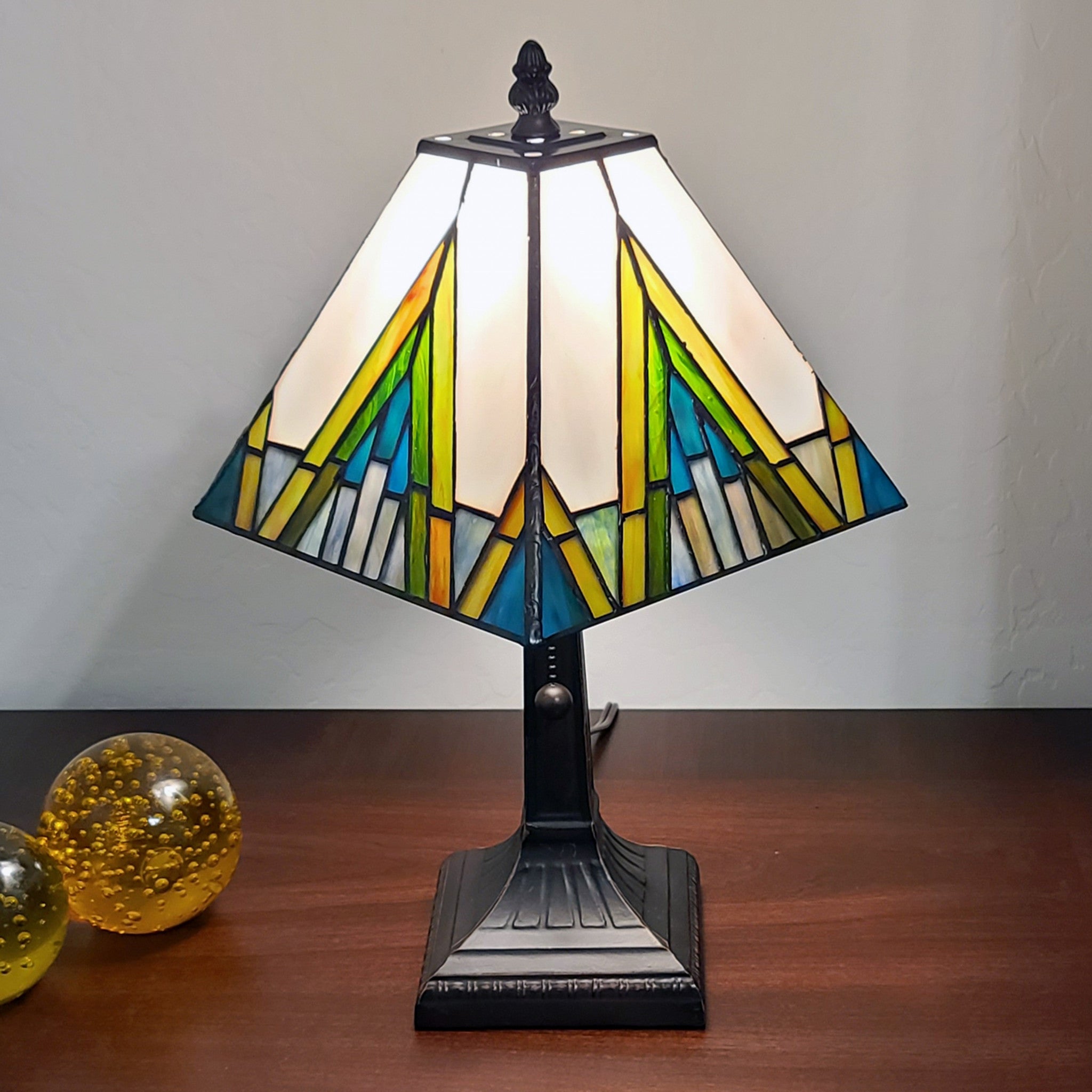 15" Tiffany White Yellow and Blue Mission Style  Table Lamp - Minihomy