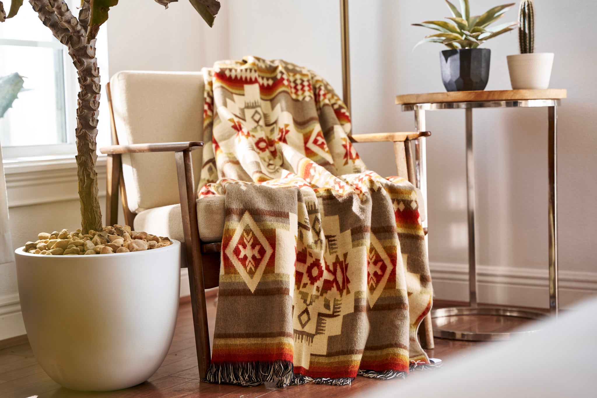 Off White Woven Acrylic Reversable Throw - Minihomy