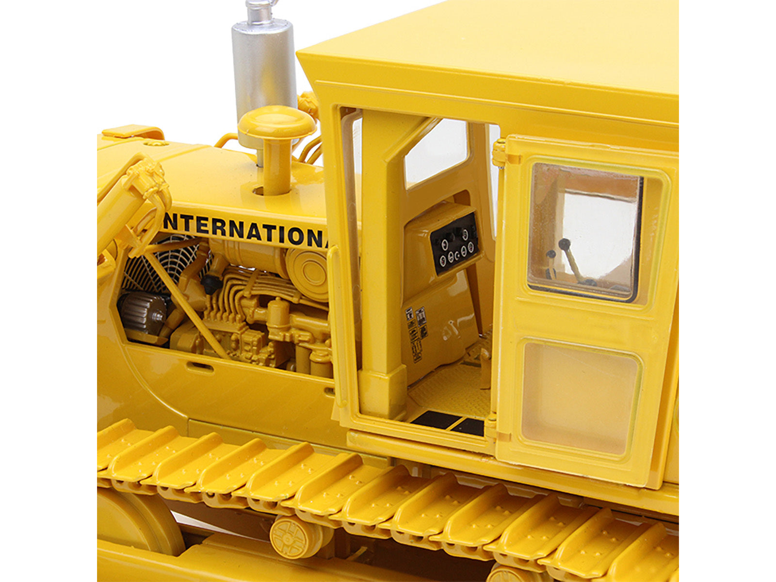 International Harvester TD-25 Dozer with Enclosed Cab and Ripper 1/25 Diecast Model by First Gear - Minihomy