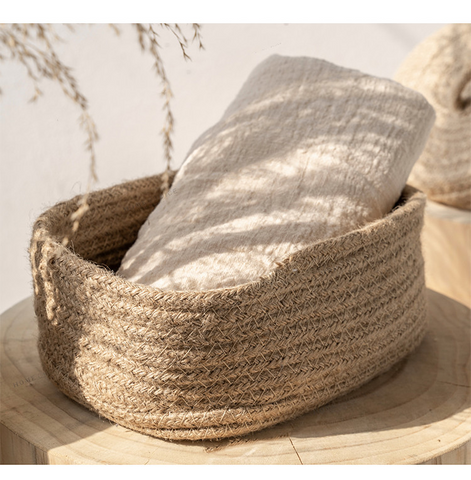 Runjia Home Handmade Linen Woven Rope Coaster Japanese Simple Storage Basket Circular Straw Storage With Handle