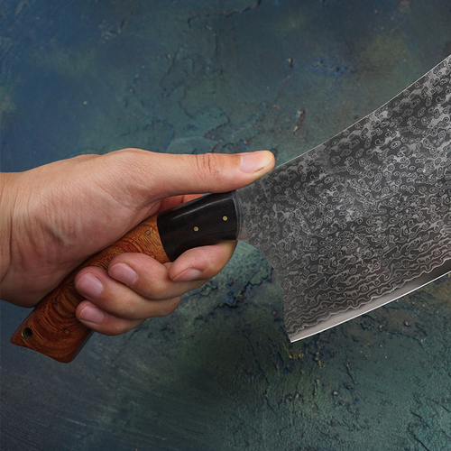 Hand-patterned steel knife