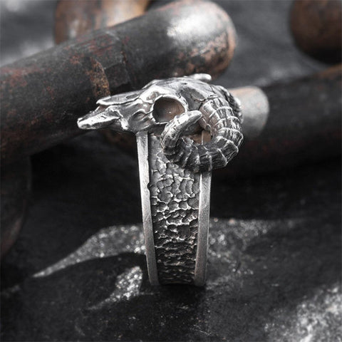 Stainless Steel Exaggerated Punk Ram Head Skull Ring