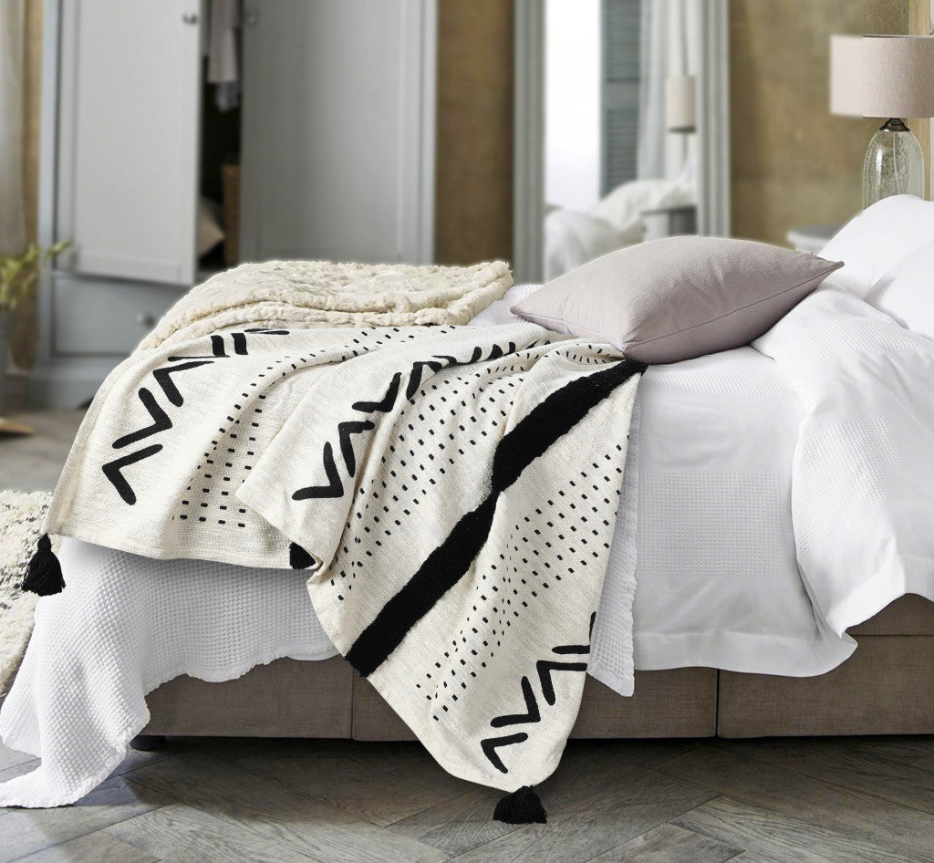 Black and White Woven Cotton Striped Throw Blanket - Minihomy