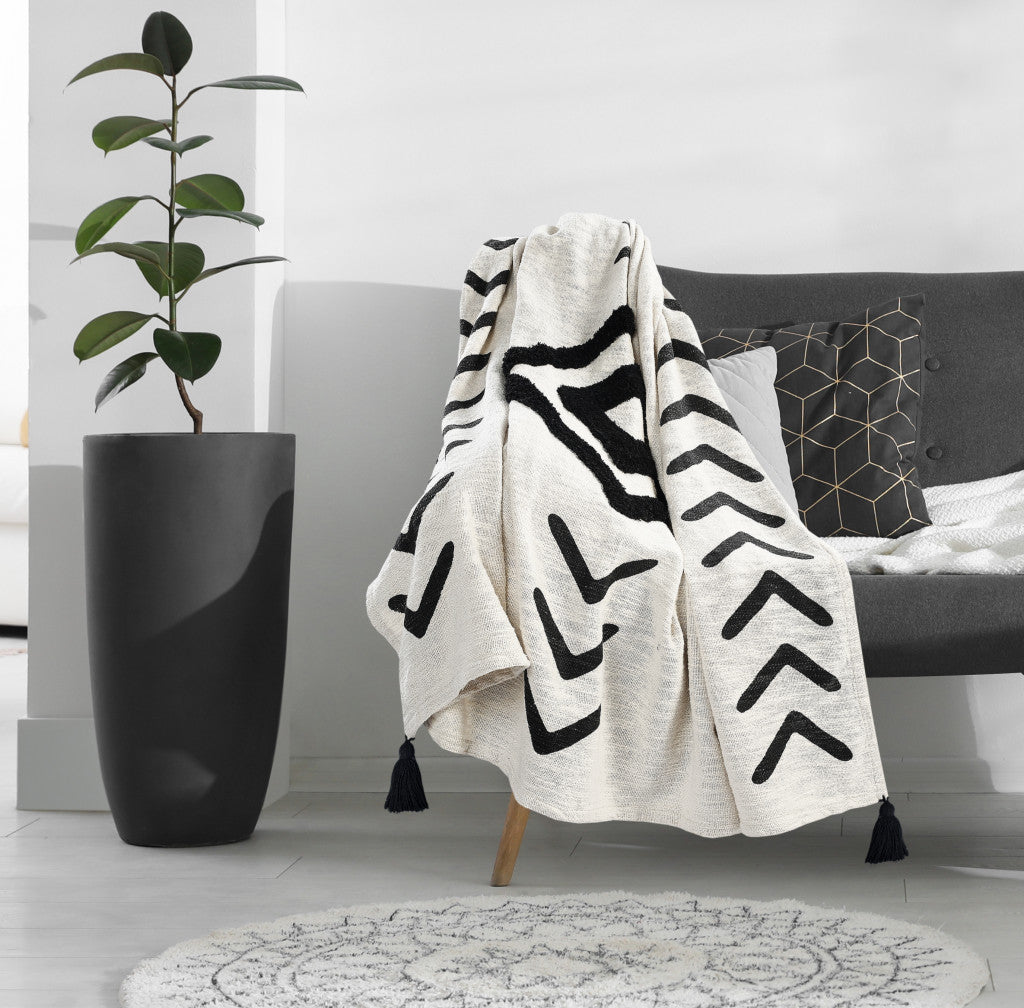 Black and White Woven Cotton Geometric Throw Blanket - Minihomy